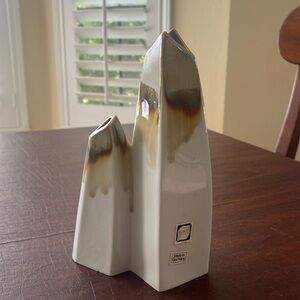 SOLD VTG Sgrafo Modern Porzellan Double Peaks Vase #3024 Germany Rare Find; 8.5”